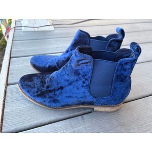 TOMS Blue Velvet Ankle Boots-Size 8.5-Women's